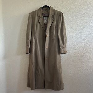 J Gallery Women’s Tan pleated Trench Coat